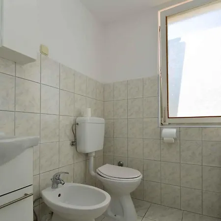 Two-bedroom Near Sea 1 Daire *