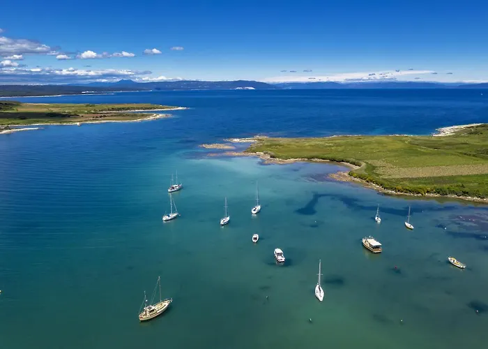 Appartamento Two-bedroom Near Sea 1