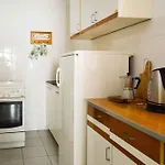 דירה Two-bedroom Near Sea 1 פולה